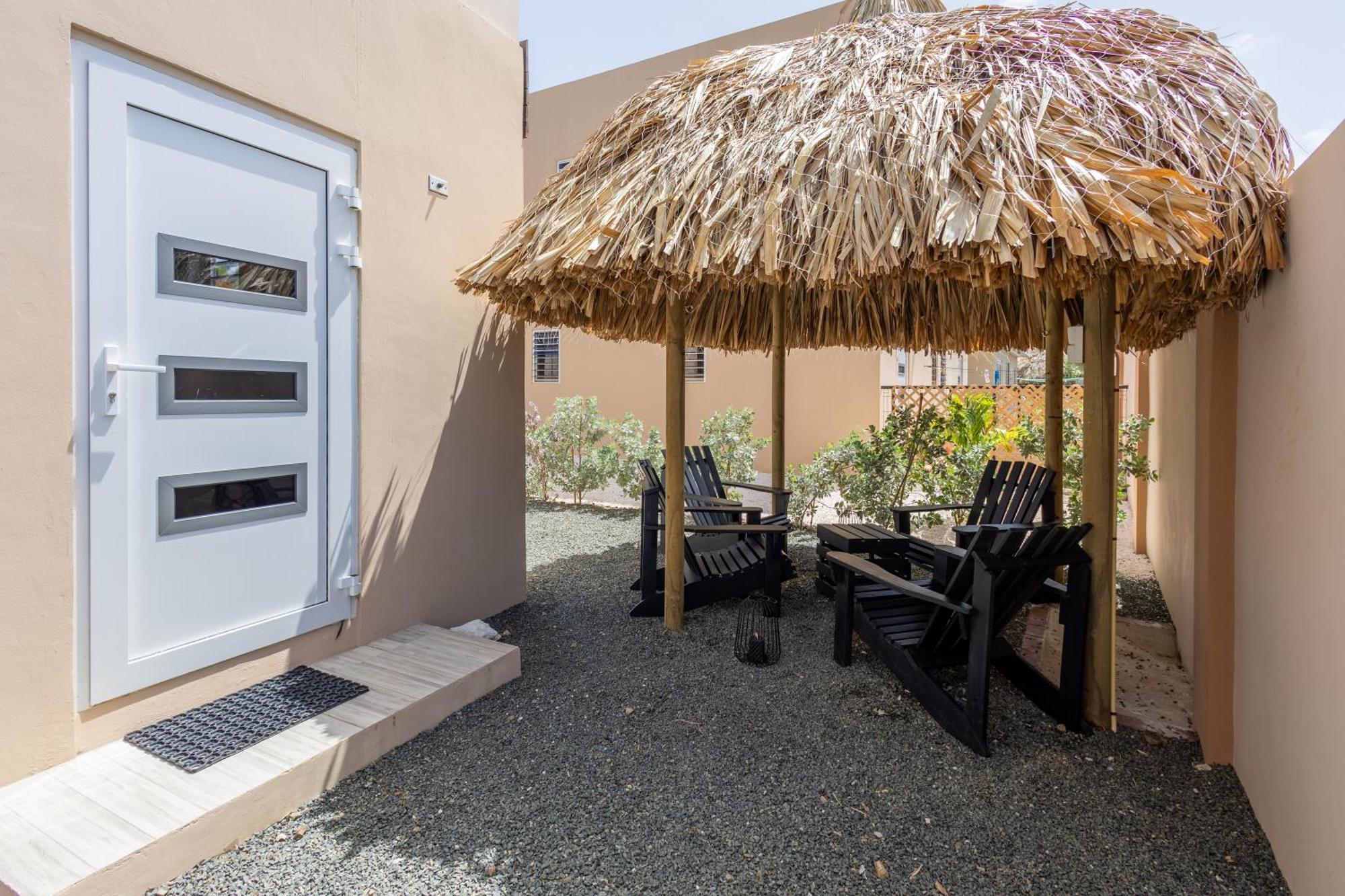 Av Curacao - Centrally Located Spacious Apartment Willemstad Luaran gambar