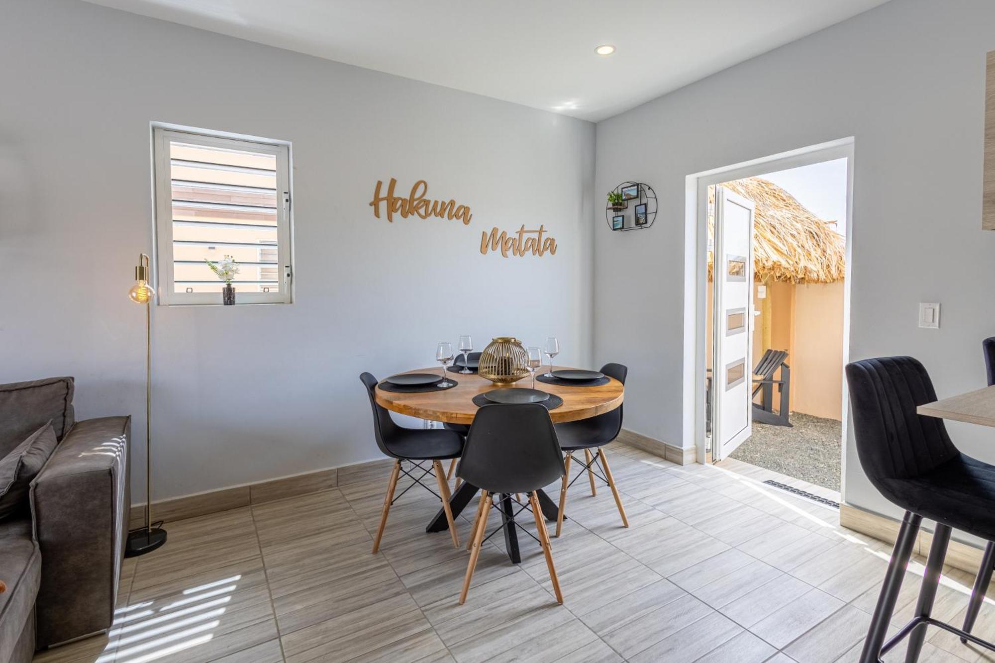 Av Curacao - Centrally Located Spacious Apartment Willemstad Luaran gambar
