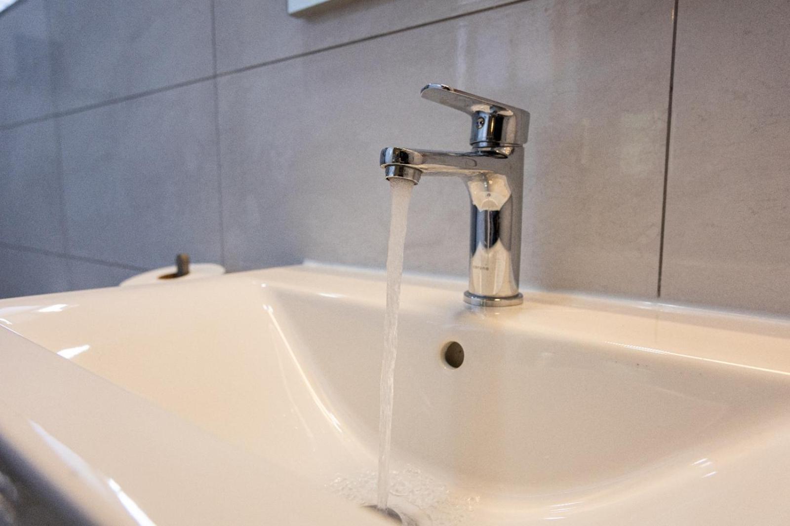 Av Curacao - Centrally Located Spacious Apartment Willemstad Luaran gambar