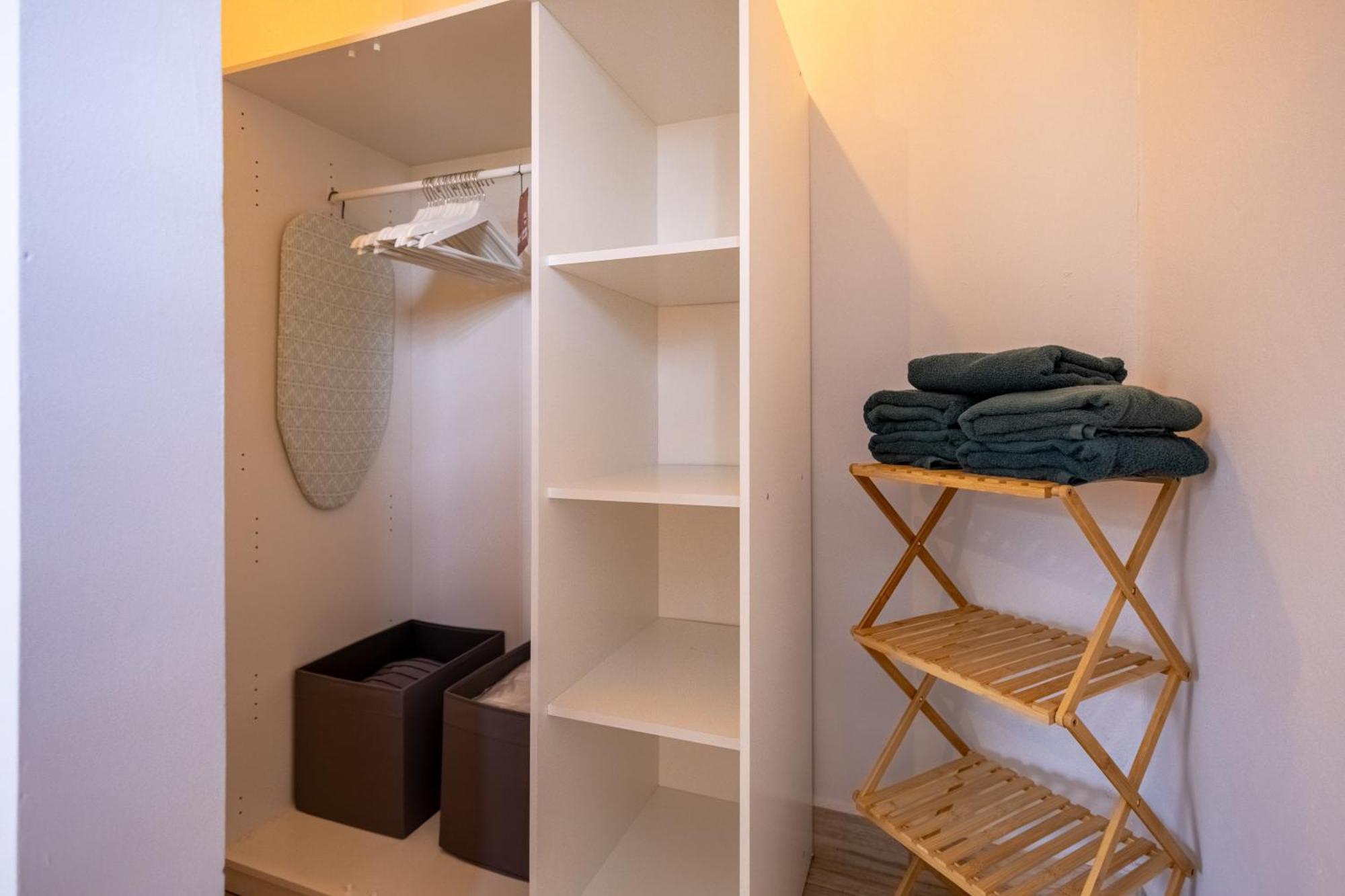 Av Curacao - Centrally Located Spacious Apartment Willemstad Luaran gambar