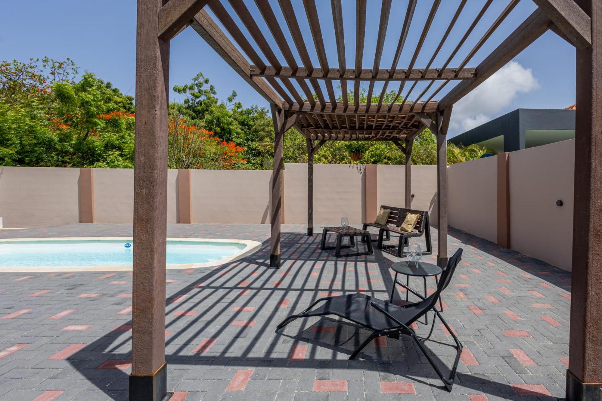 Av Curacao - Centrally Located Spacious Apartment Willemstad Luaran gambar